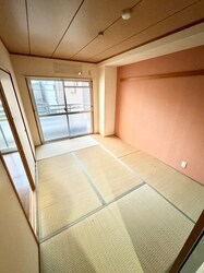 冨士栄町マンションの物件内観写真